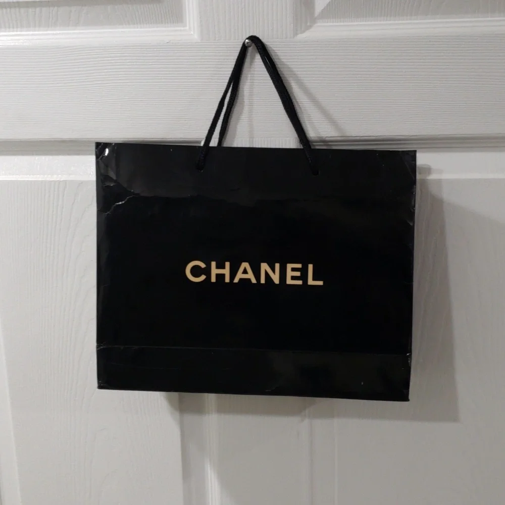 CHANEL Shopping Bag Black & Tan Luxury Gift Bag Authentic  Size 12.5x9.75x3.5-in